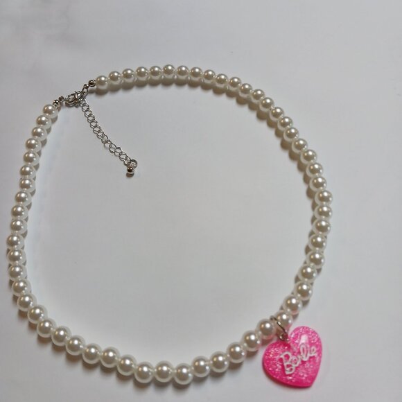 Barbie Faux Pearl Puffed Glitter Heart Princess Choker Necklace - Picture 8 of 9